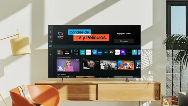 Pantalla mostrando interfaz de Magis TV con canales y películas